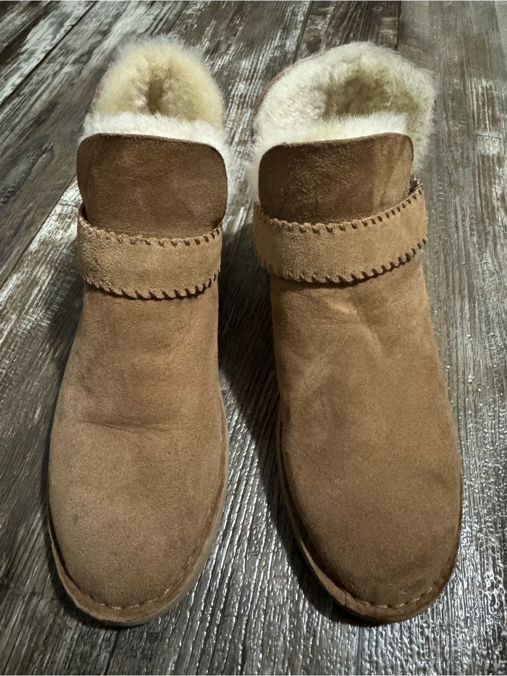 UGG Women's Chestnut Suede Shearling Clog Slippers
